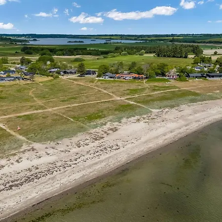 Xaverius - 30m From The Sea By Interhome