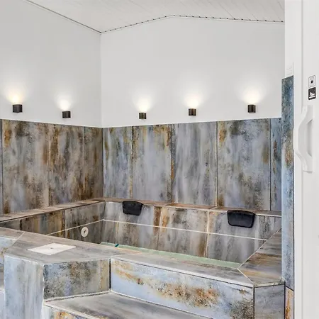 Holiday home Xaverius - 30m From The Sea By Interhome *